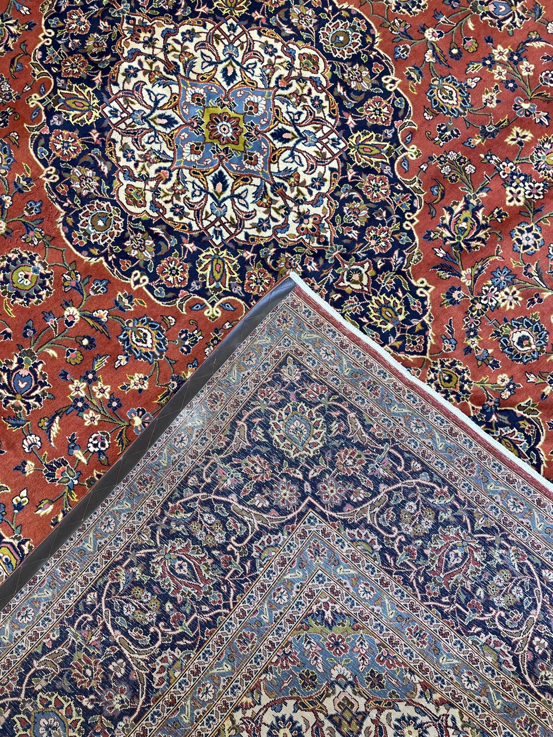 Kashan Vintage Wool Rug (9'11" x 13'6")