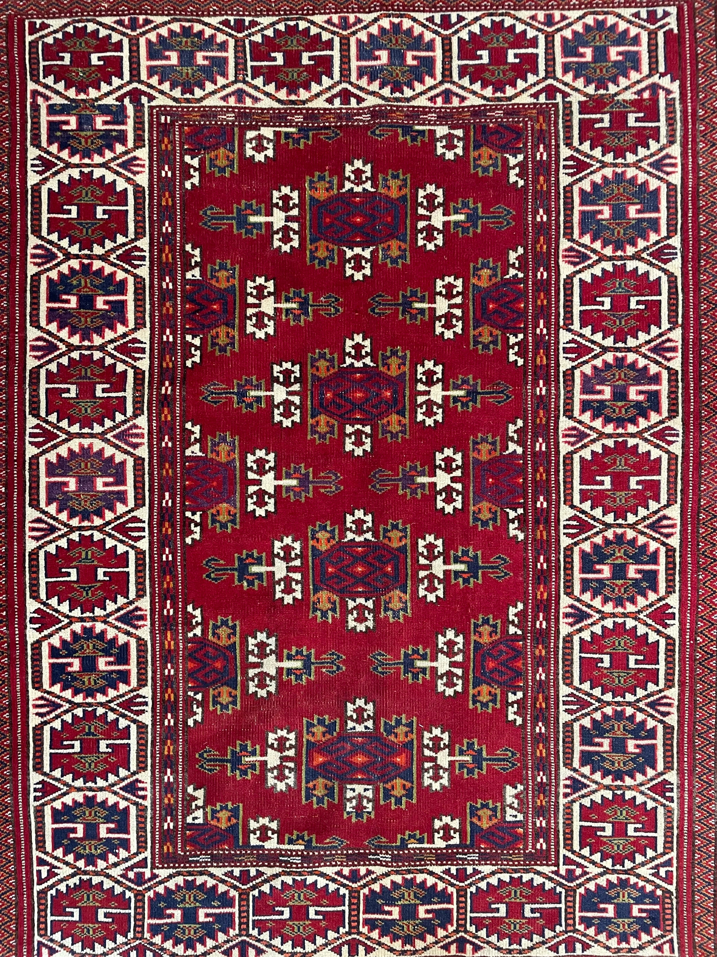 Turkoman Vintage Wool Rug (3'4" x 5'0")