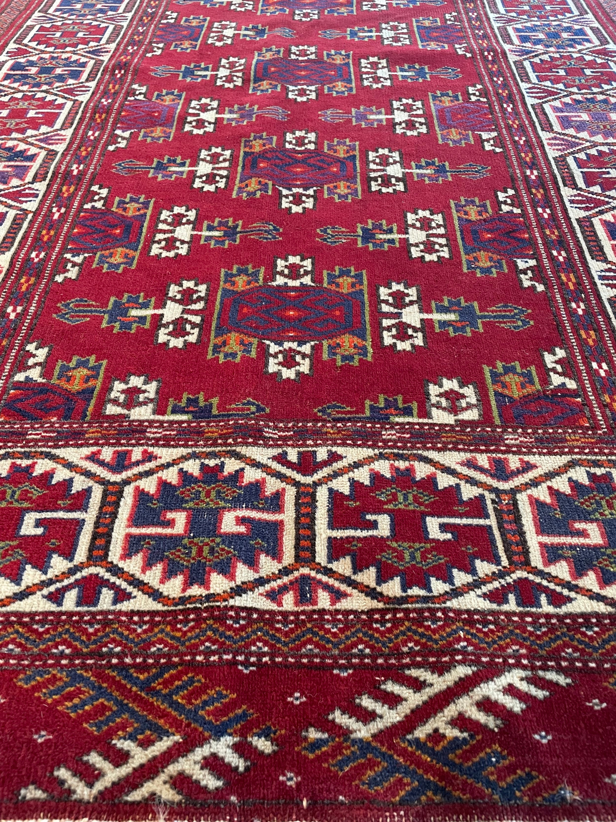 Turkoman Vintage Wool Rug (3'4" x 5'0")