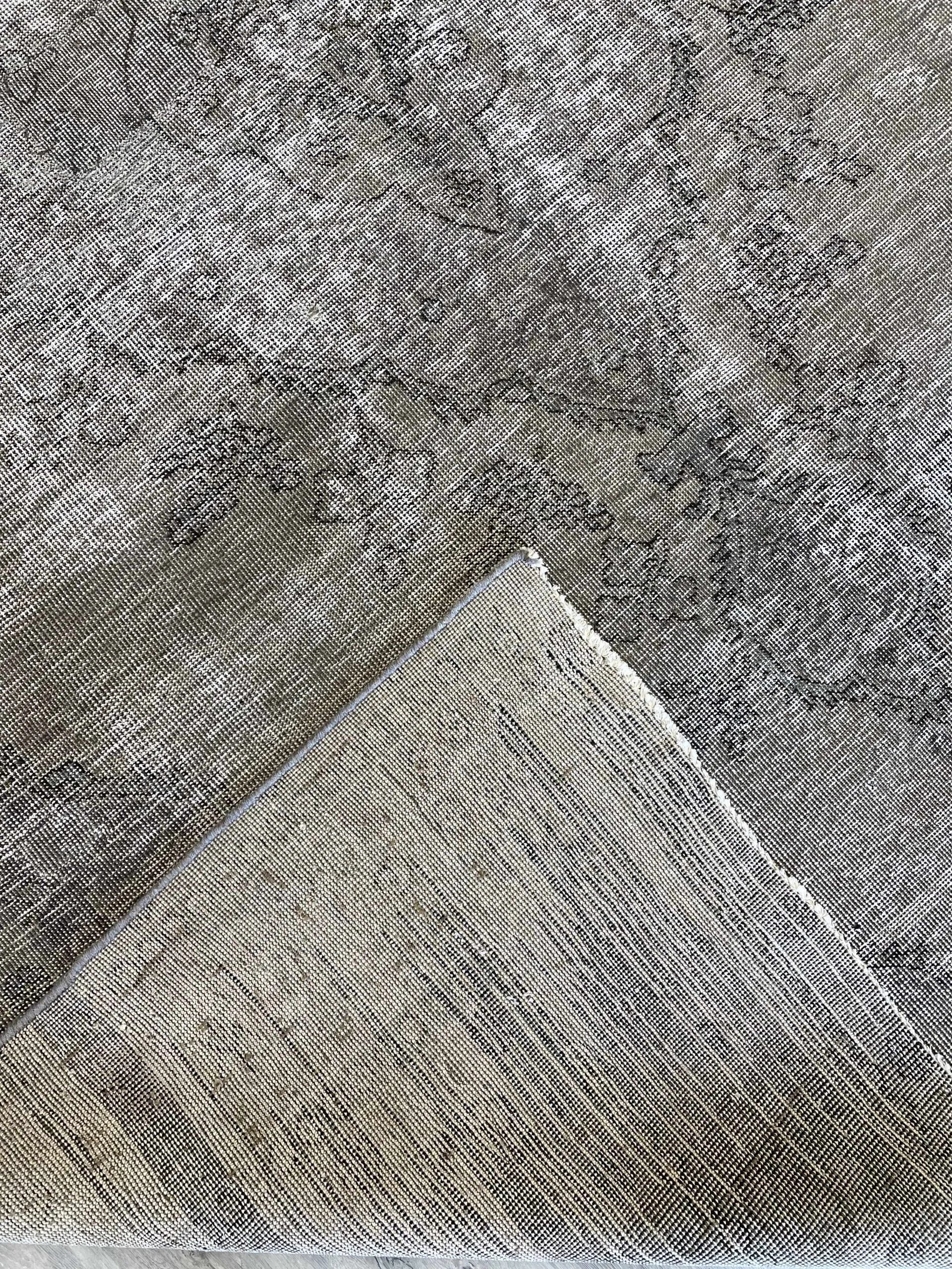Charcoal Grey Vintage Wool Rug (7'8" x 9'6")