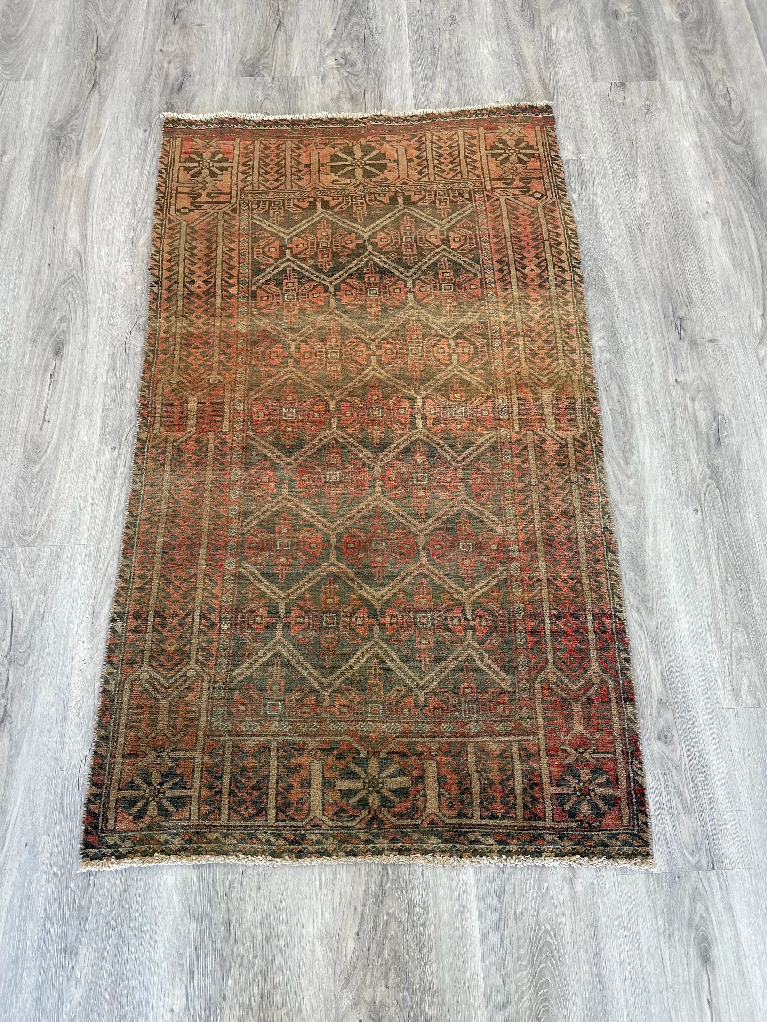 Baluchi Vintage Wool Rug (2'5" x 4'3")