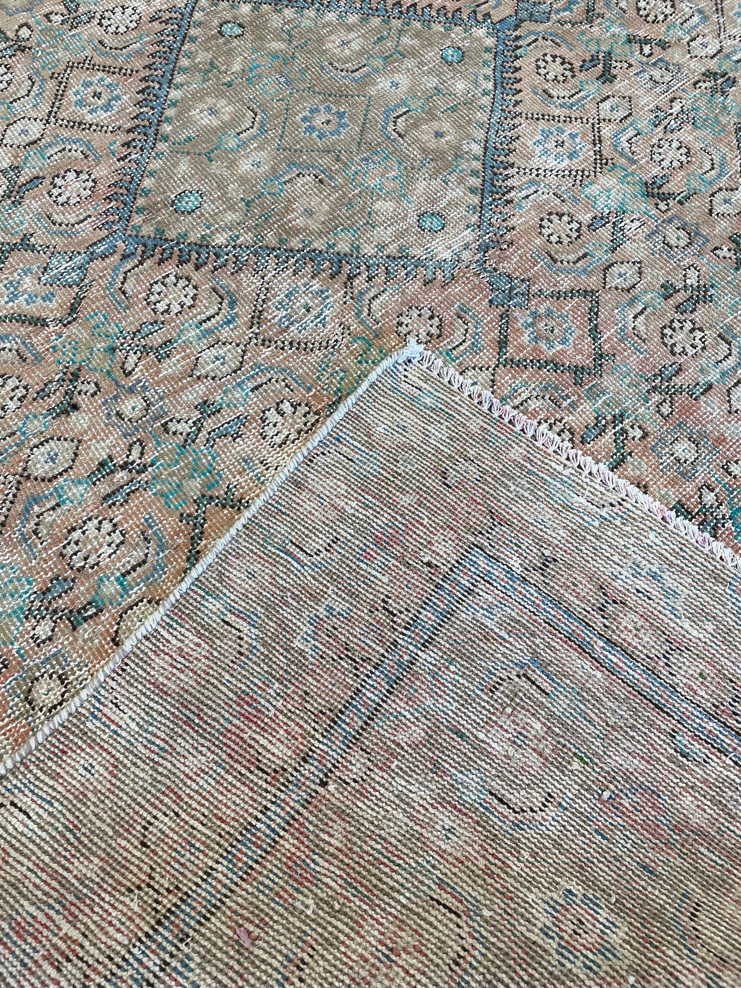 Neutral Vintage Wool Rug (5'8" x 8'5")