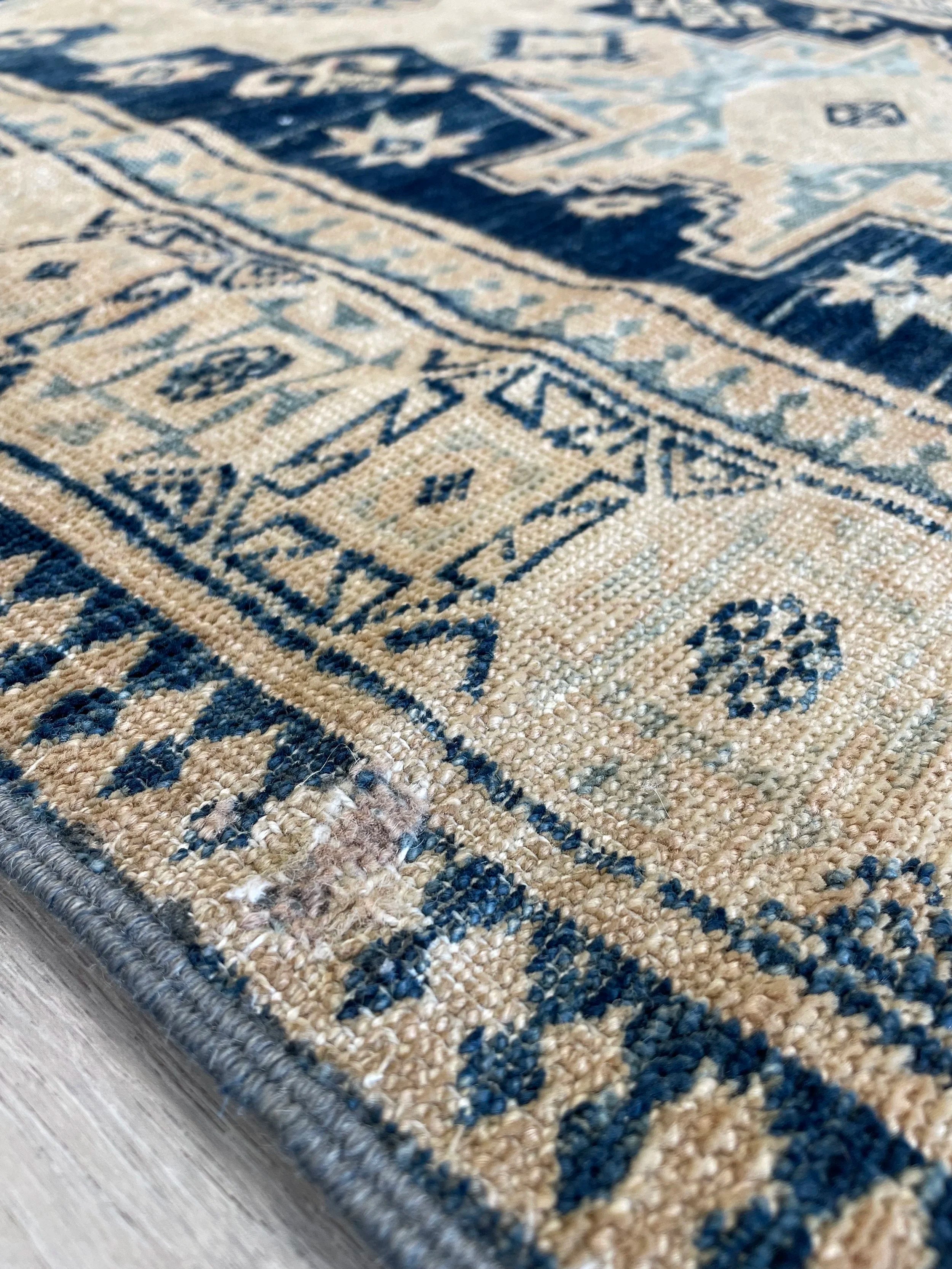 Shirvan Semi-Antique Rug (2'11" x 9'7")