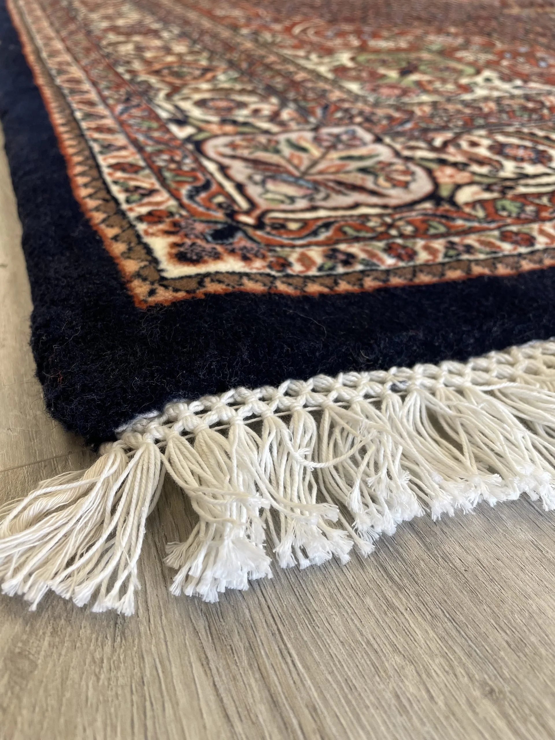 Bijar Wool & Silk Rug (5'0" x 7'1")