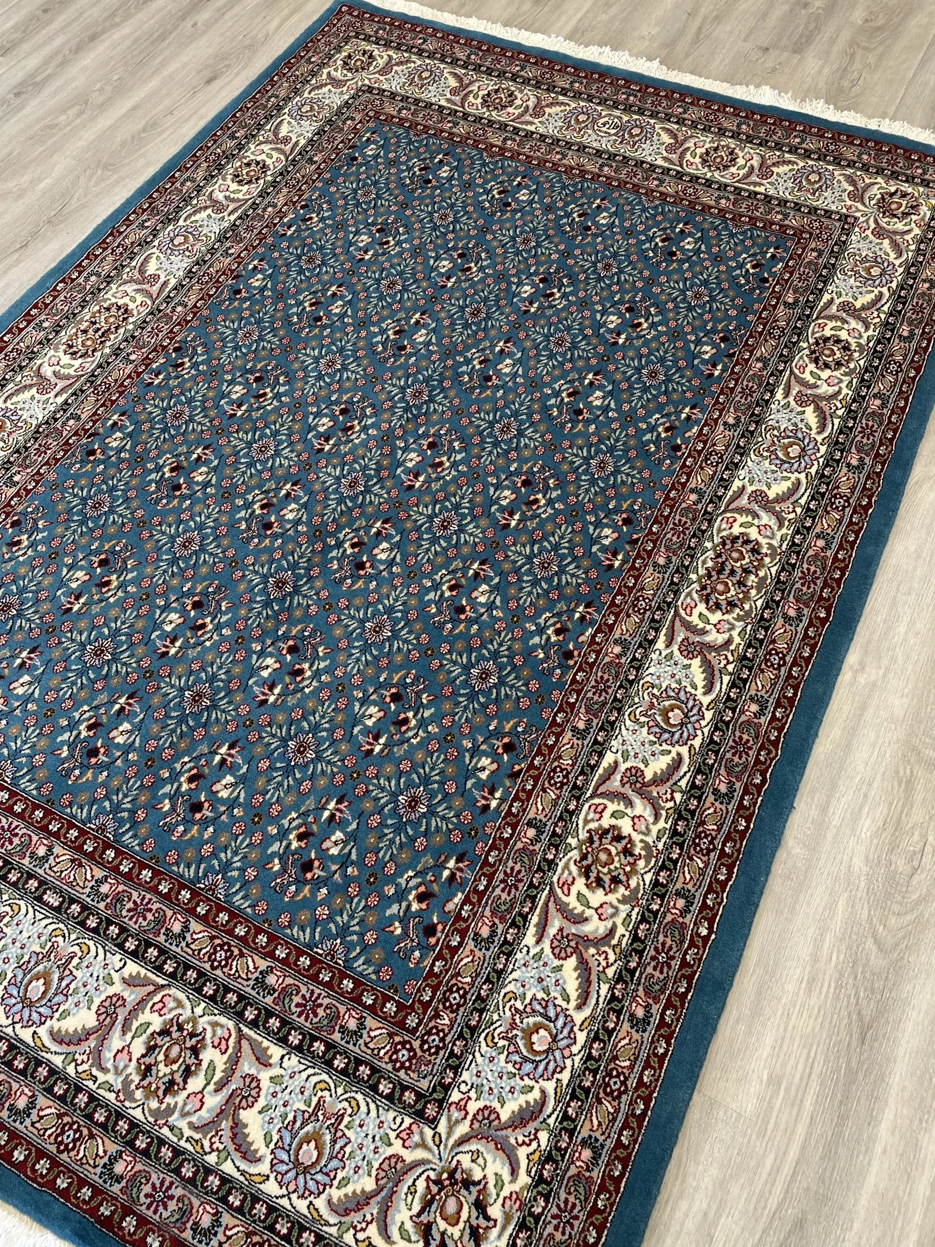 Moud Wool & Silk Rug (5'0" x 7'1")