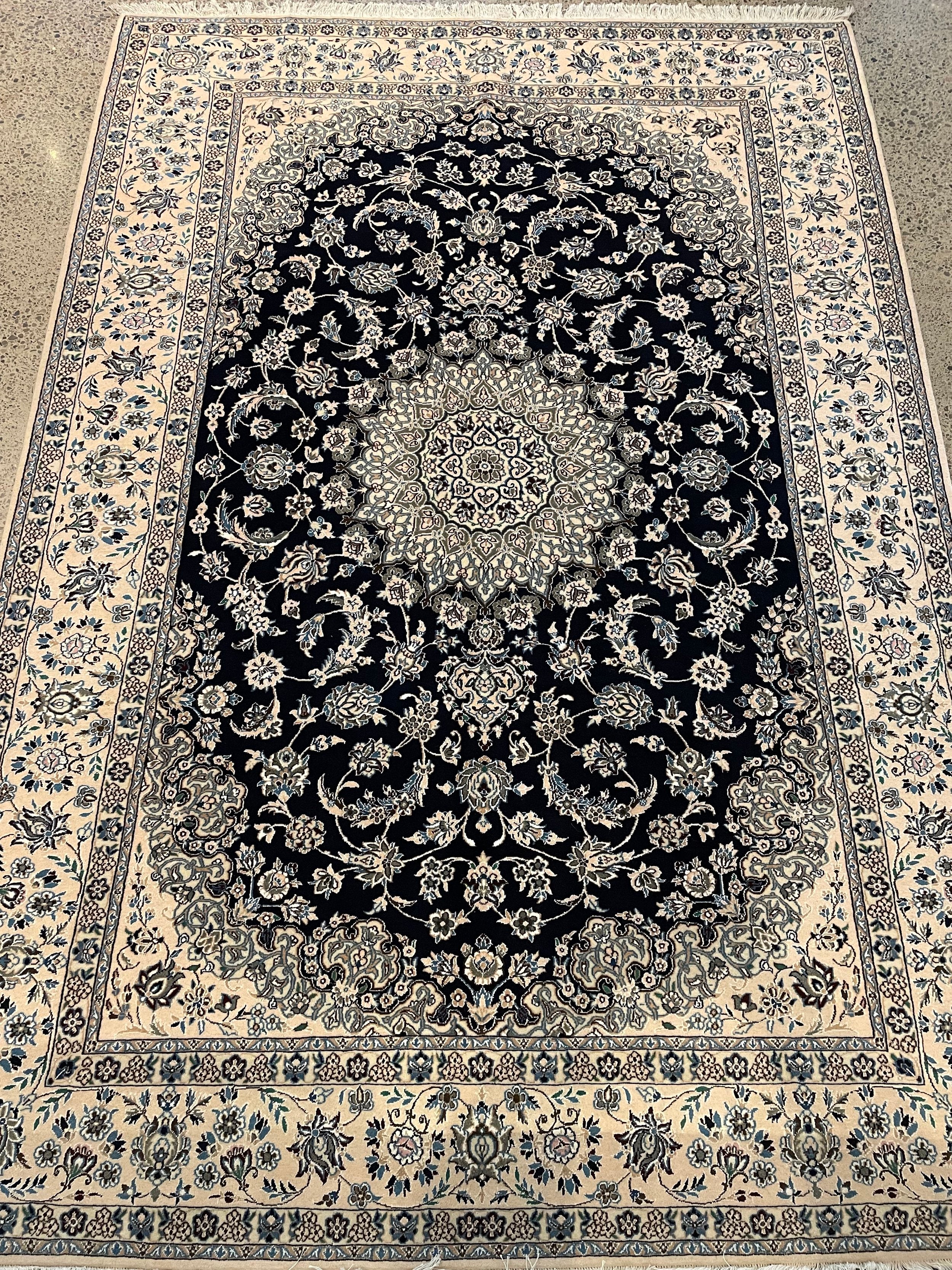 Naeen Wool & Silk Rug (6'8" x 9'7")