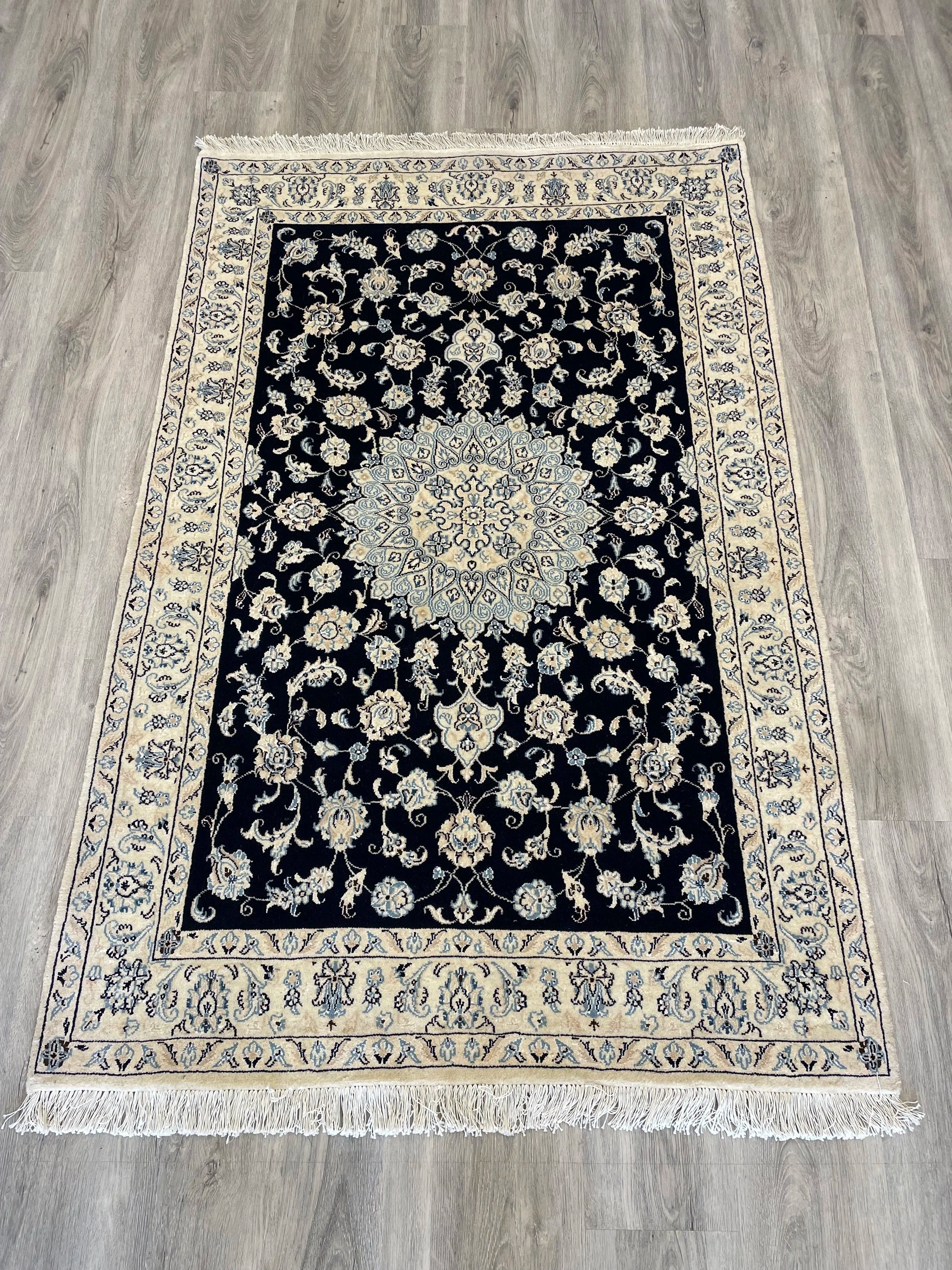 Naeen Wool & Silk Rug (3'6" x 5'4")