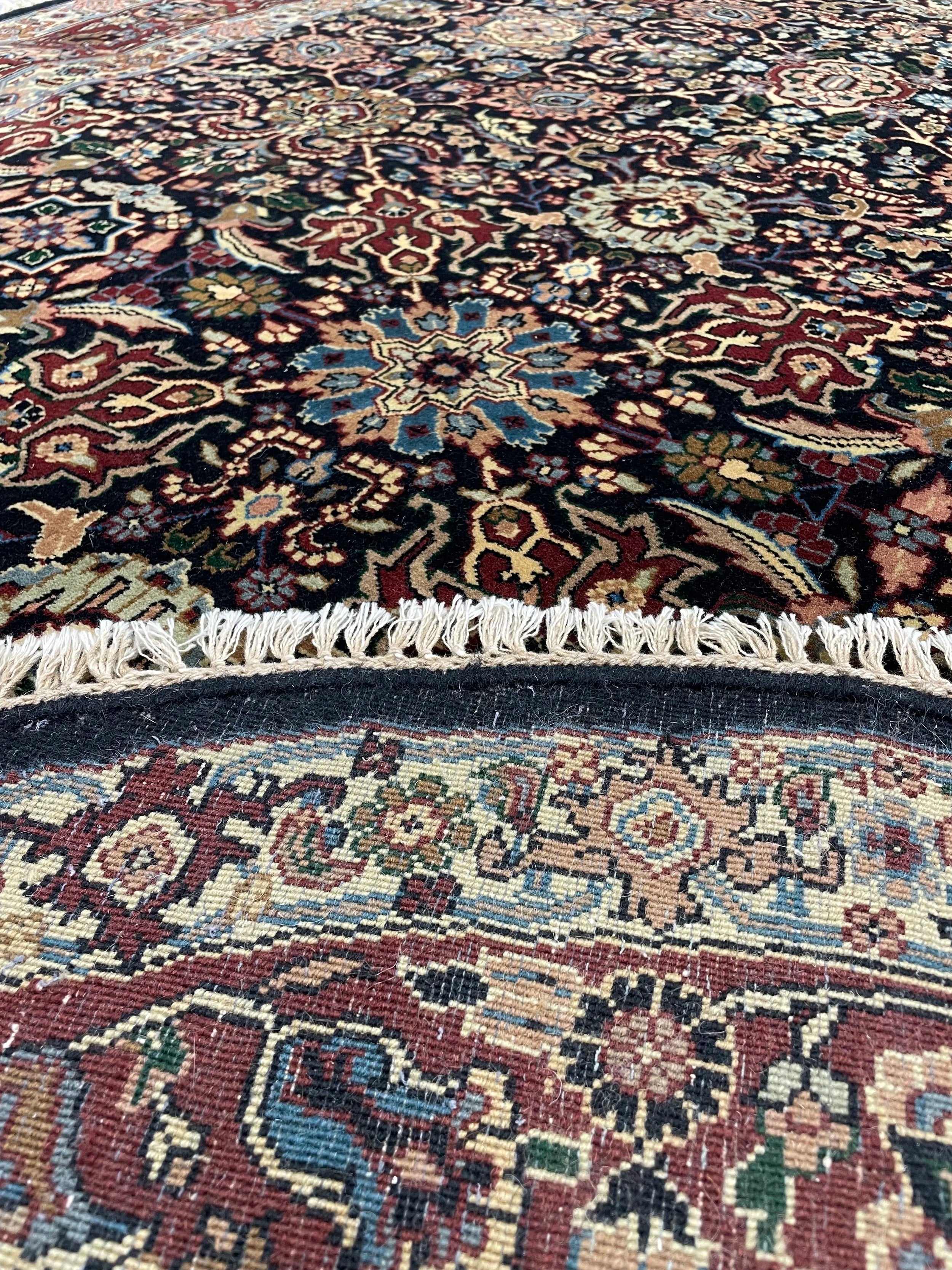 Herati Oval Wool Rug (5'2" x 7'10")