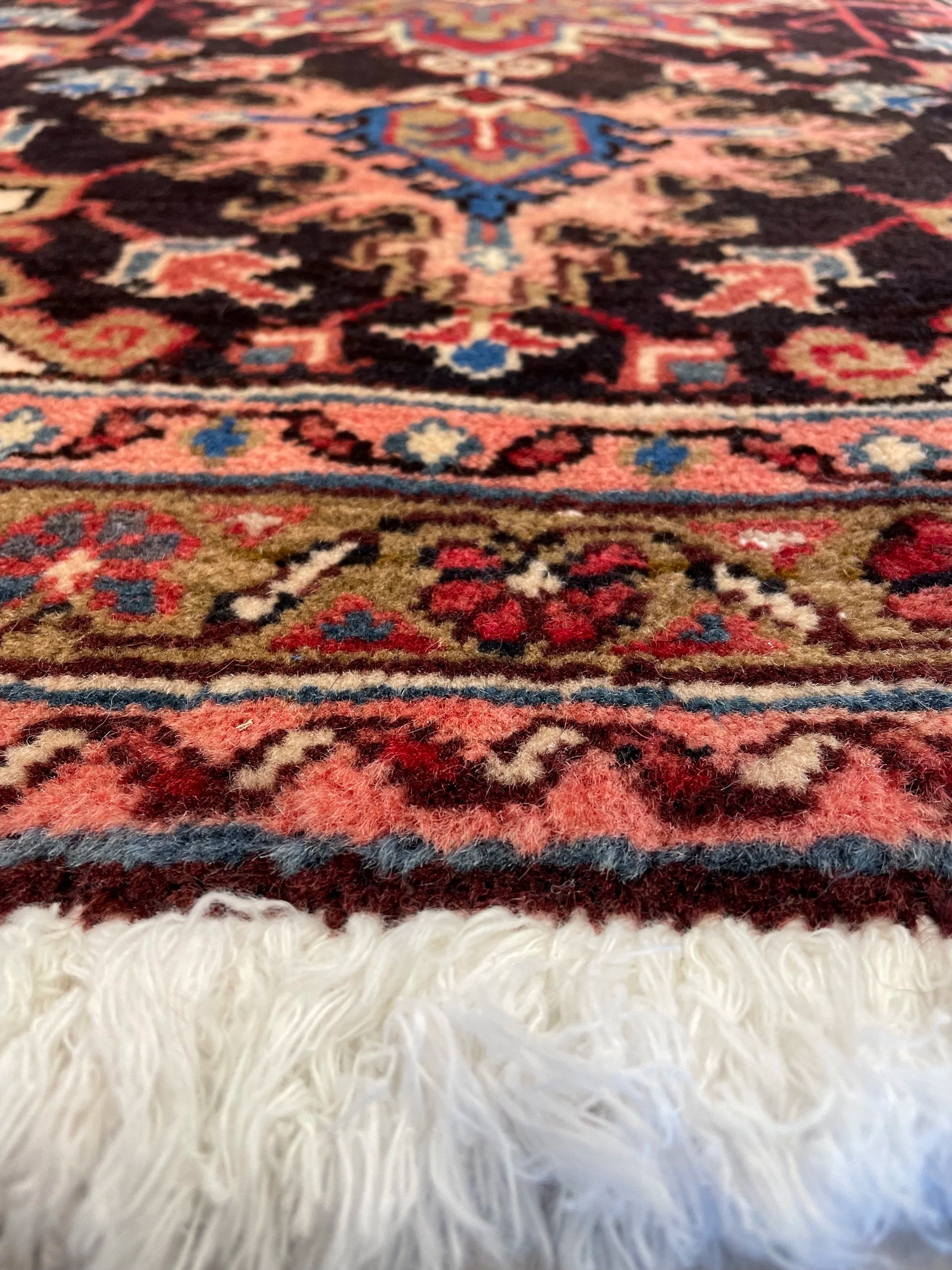 Wool Heriz Rug (2'7" x 3'5")