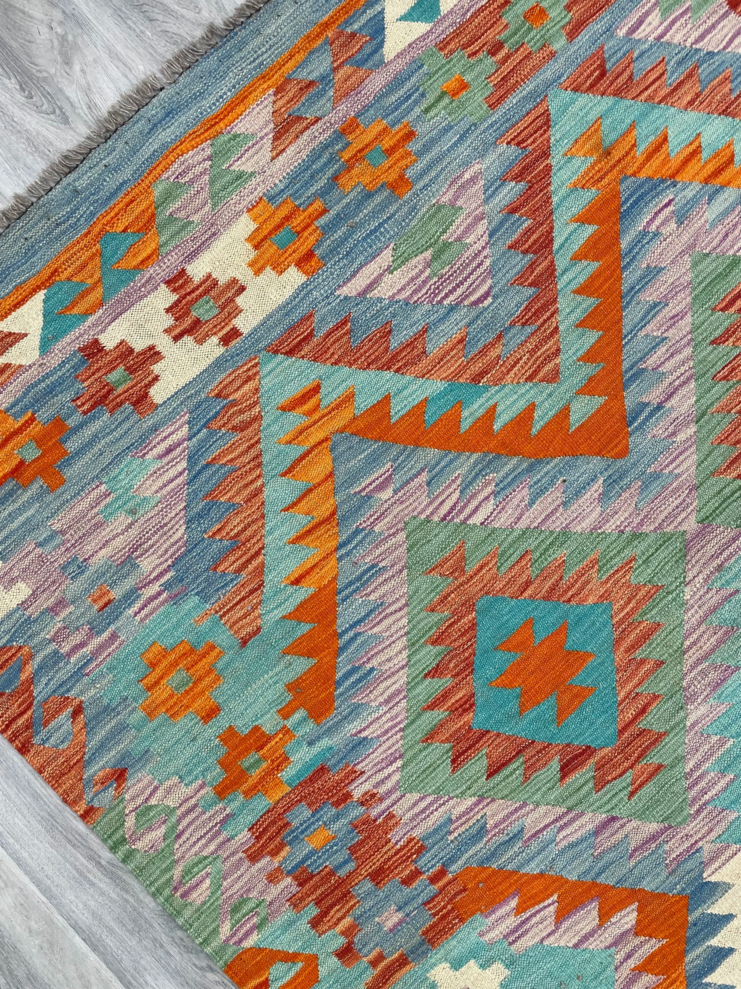 Kilim Rug (5x7)