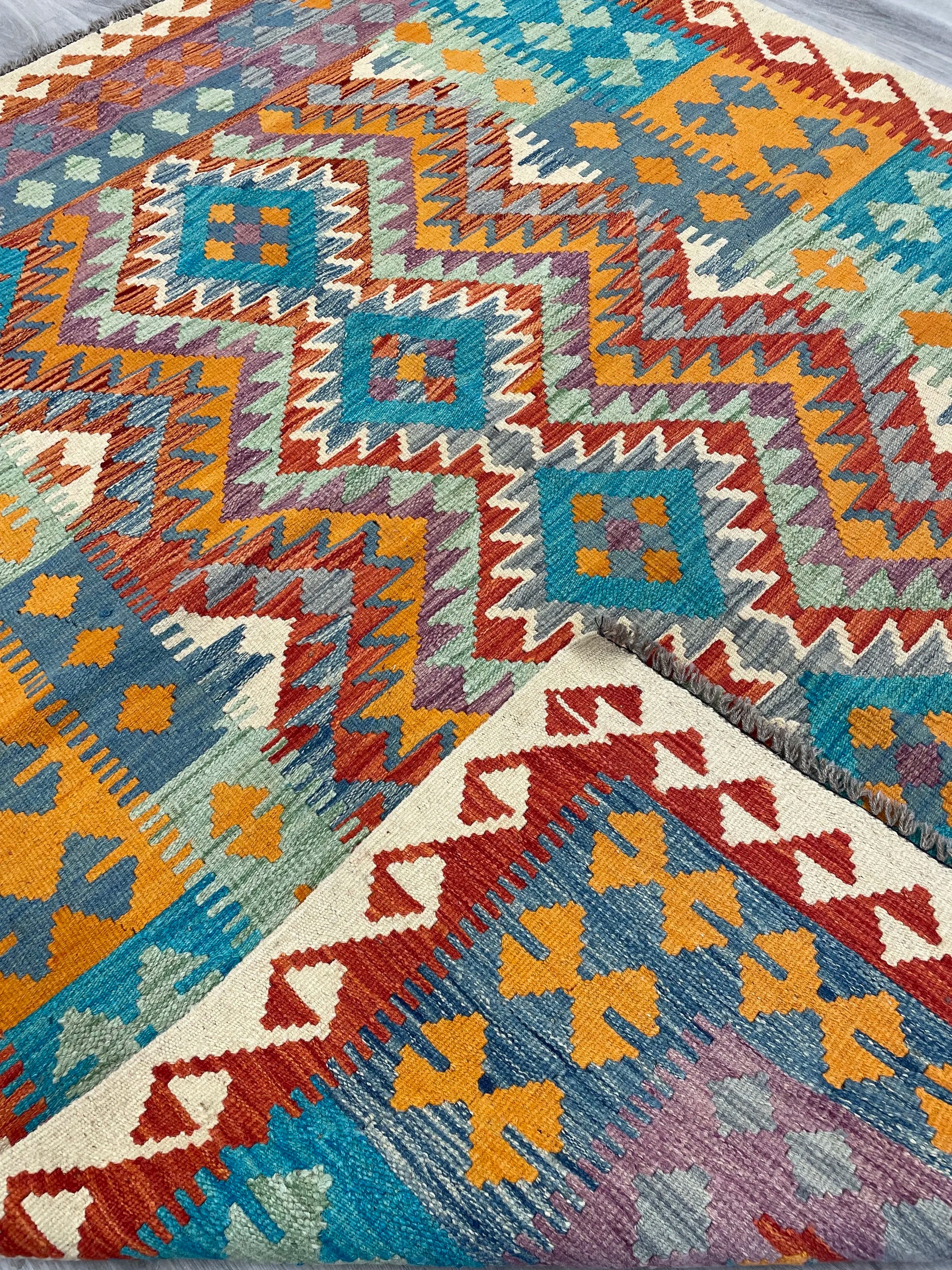 Kilim Rug (5x6)