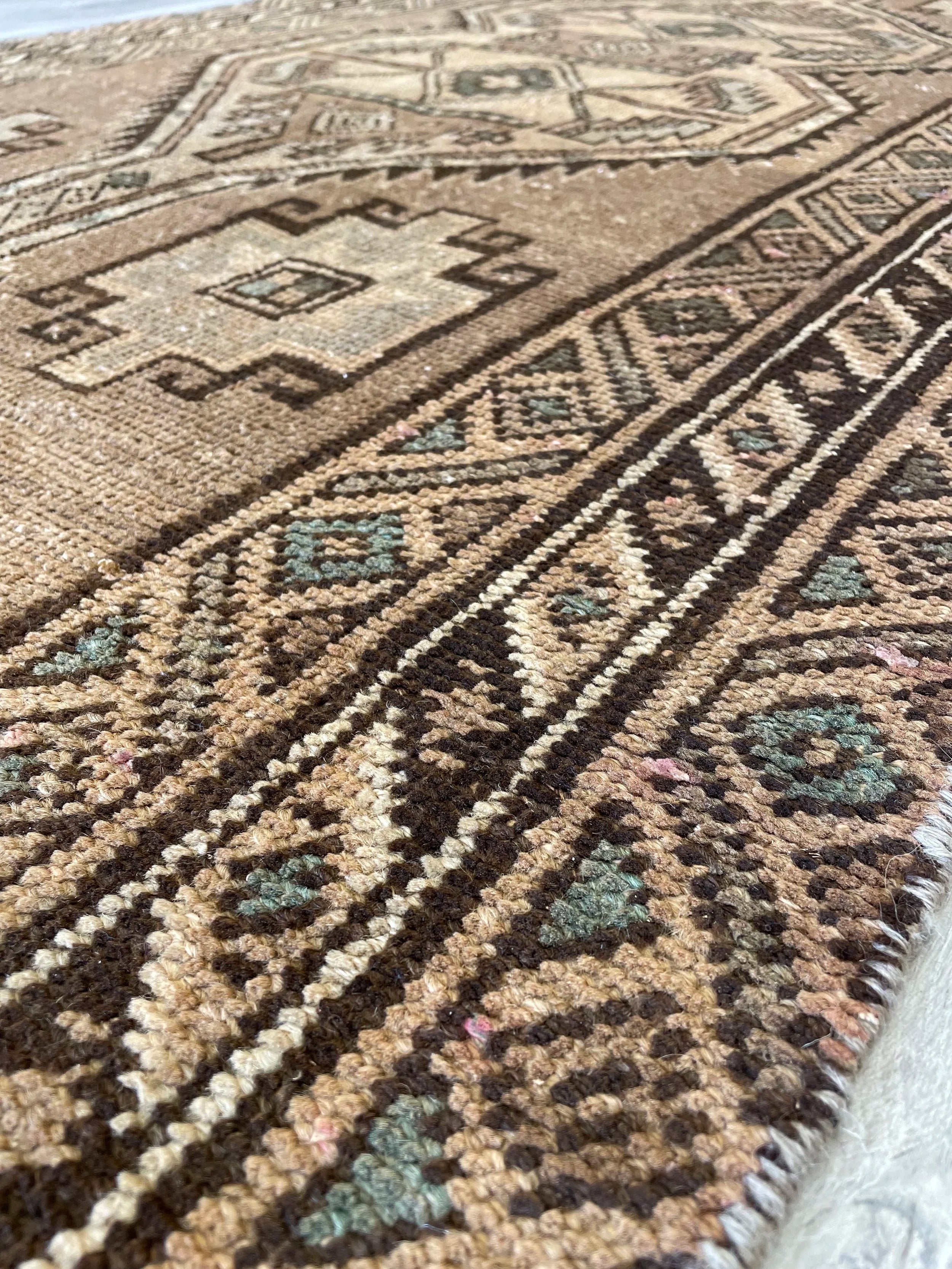 Hamedan Vintage Wool Rug Runner (3'6" x 11'8")