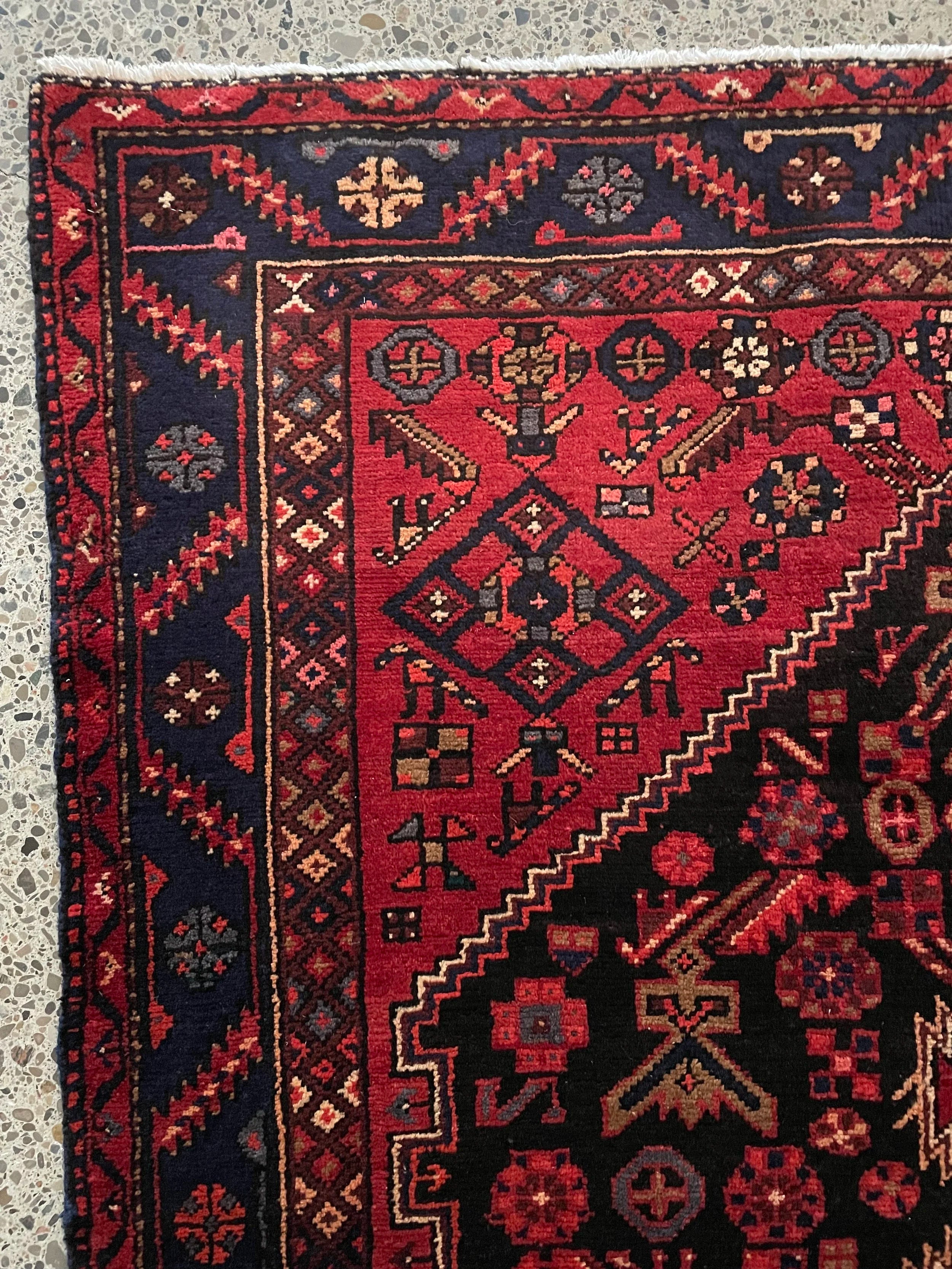 Zanjan Wool Rug (4'7" x 8'3")