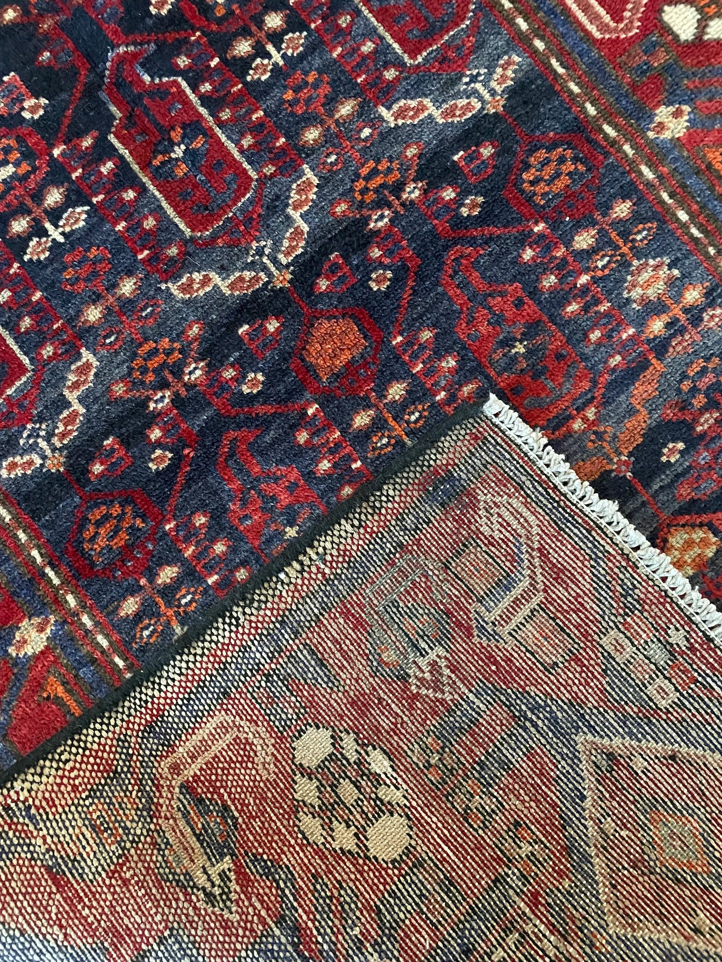 Zanjan Vintage Wool Rug (3'3" x 4'7")