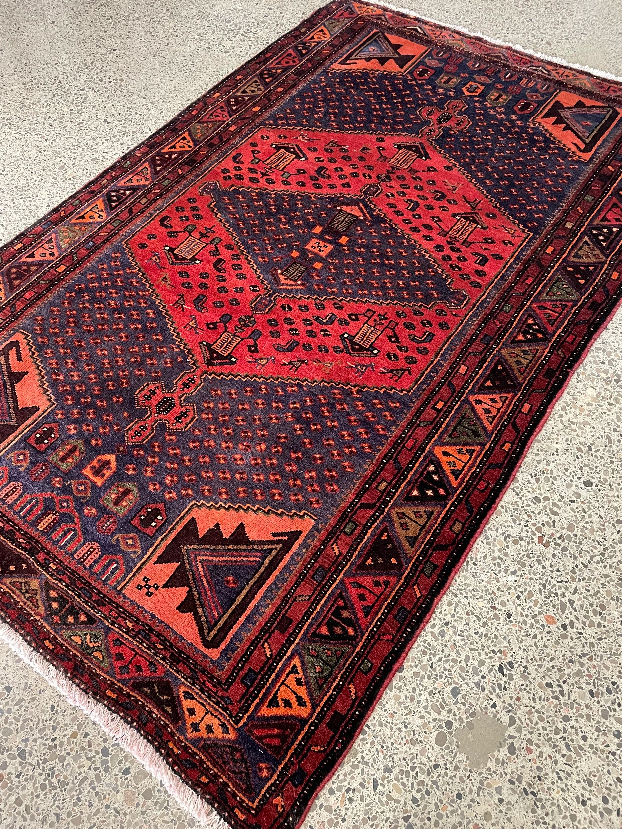 Zanjan Wool Rug (4'8" x 7'5")