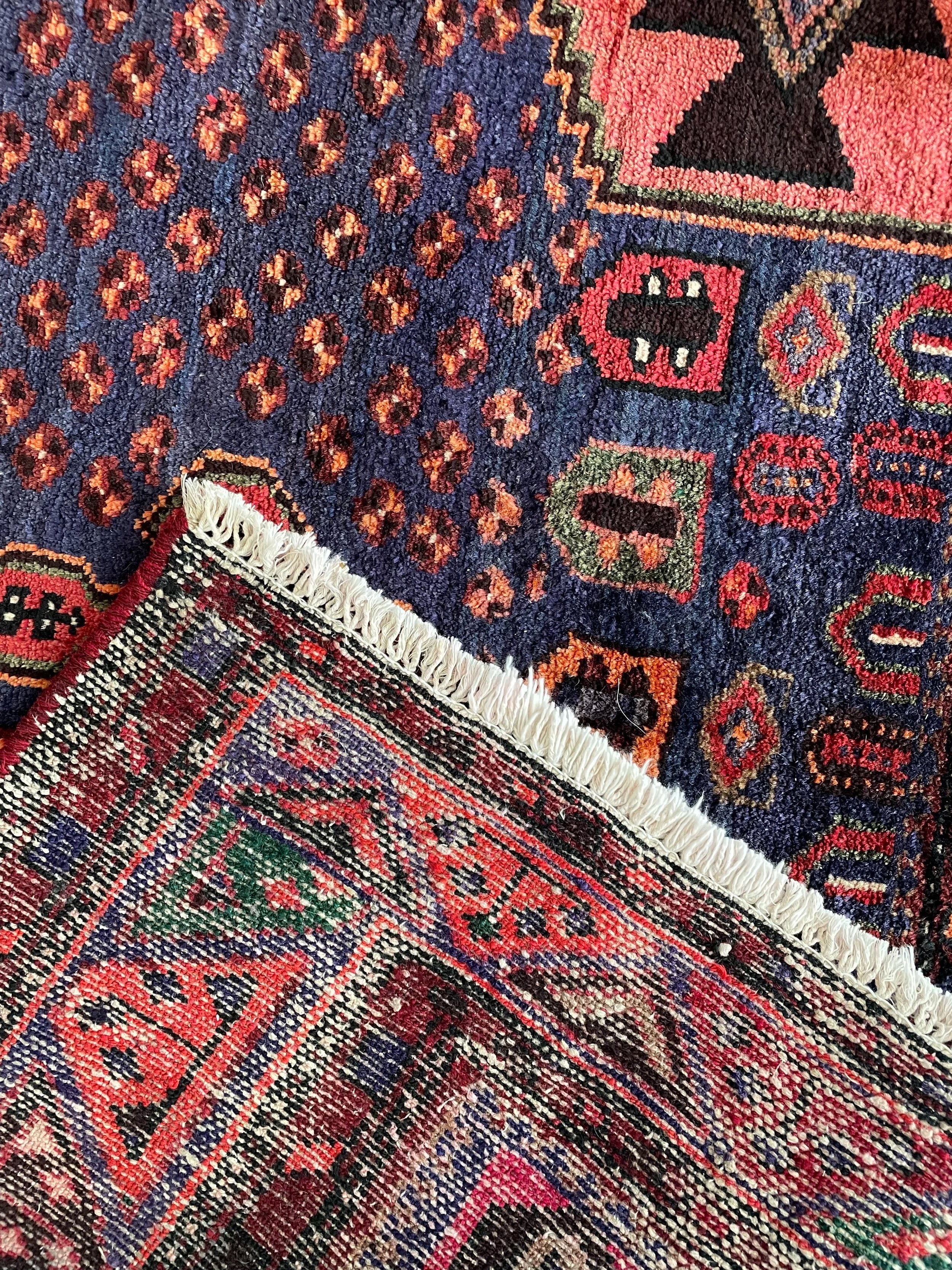Zanjan Wool Rug (4'8" x 7'5")