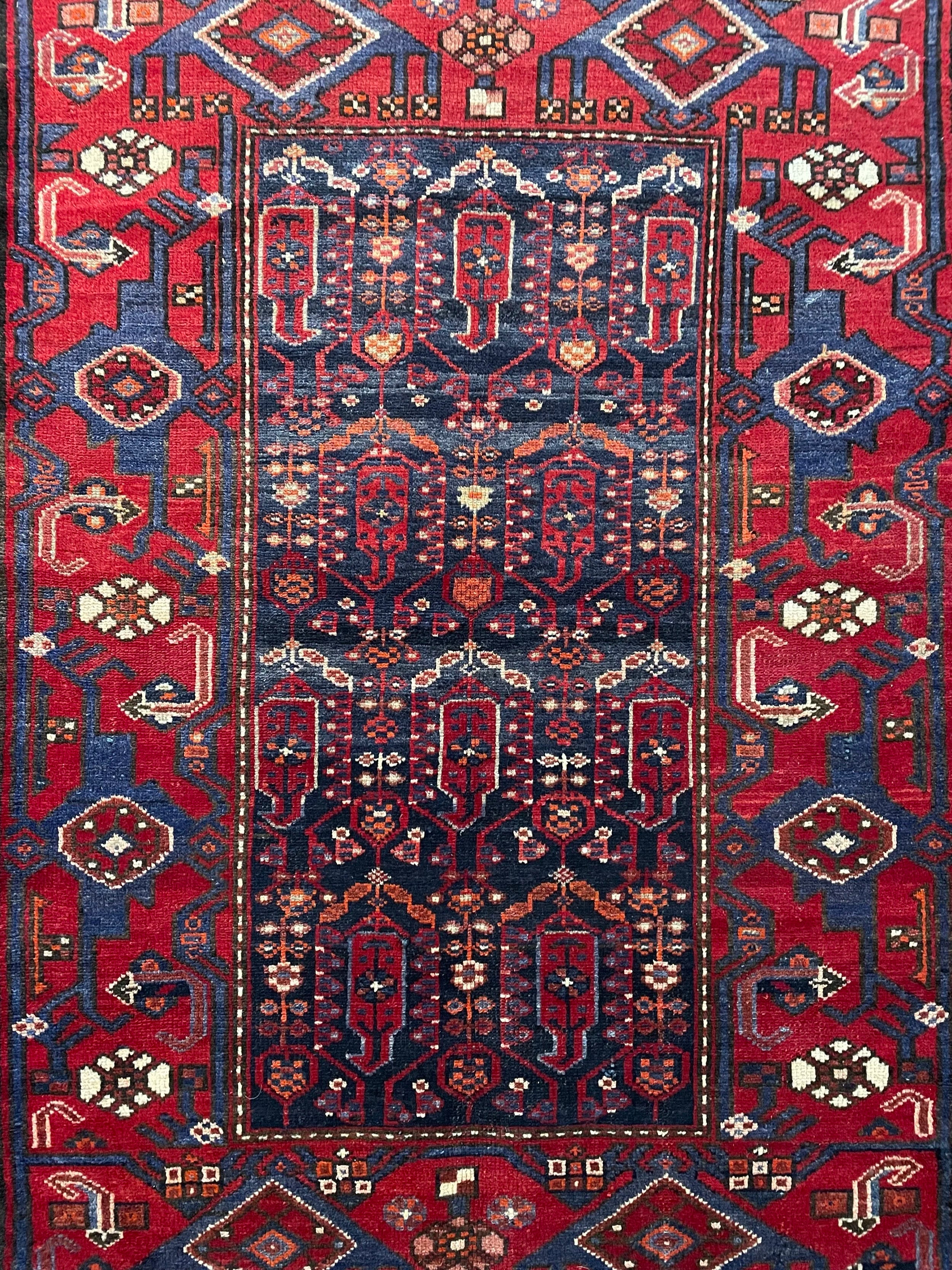 Zanjan Vintage Wool Rug (3'3" x 4'7")